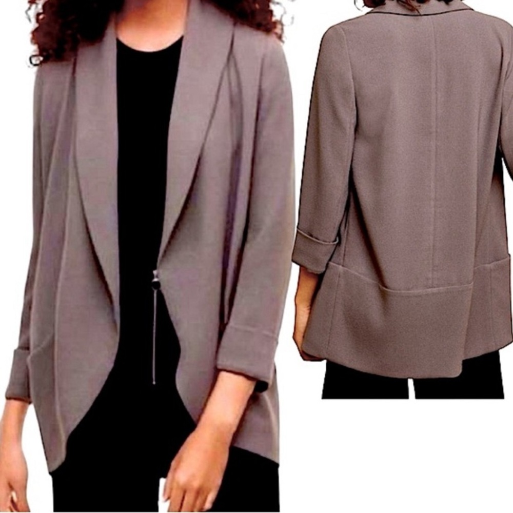 Aritzia Wilfred Chevalier Blazer Size 4 Gray